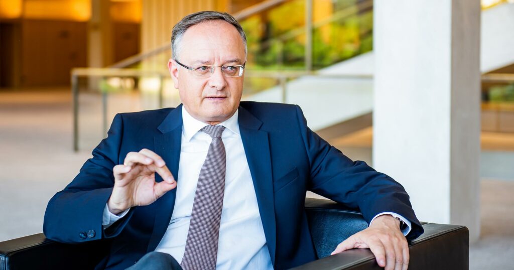 Queres Denken, schwache Blase Queres Denken, schwache Blase